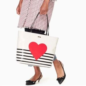 NWT Kate Spade Yours Truly Hallie Heart ❤️ Striped Tote